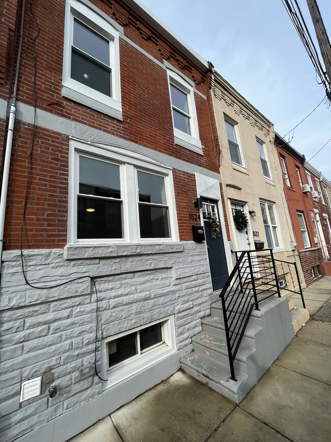 Building Photo - 1524 S Hicks St Rental