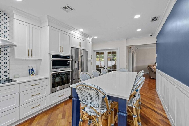 Photo - 3929 Lowson Blvd