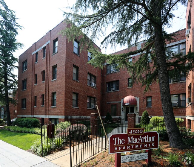 Photo - The MacArthur Apartments