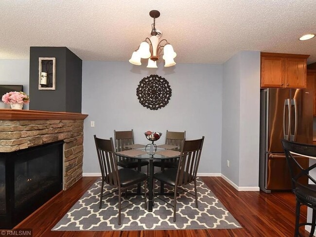 Photo - 3 Bedrooms | Loft | Upper-Level Laundry | 3-Sided Fireplace | Woodbury