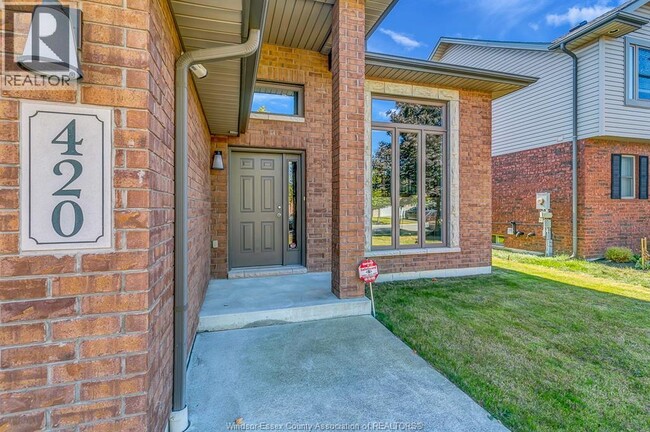 Photo - 420 Runstedler Dr