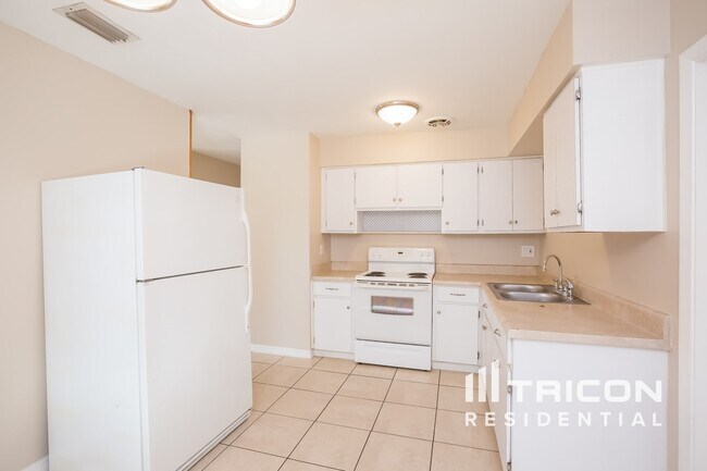 Photo - 710 Westbrook Ave