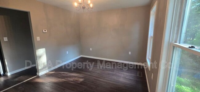 Photo - 412 Lakeside Dr