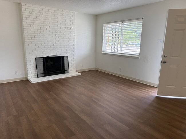 Photo - 3908 Ortiz Ct NE Unidad A