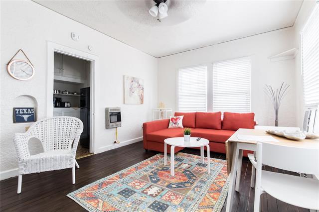 Building Photo - 324 W Canty St Unit 3