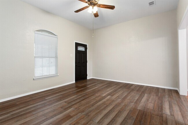 Photo - 111 S Henderson Ave