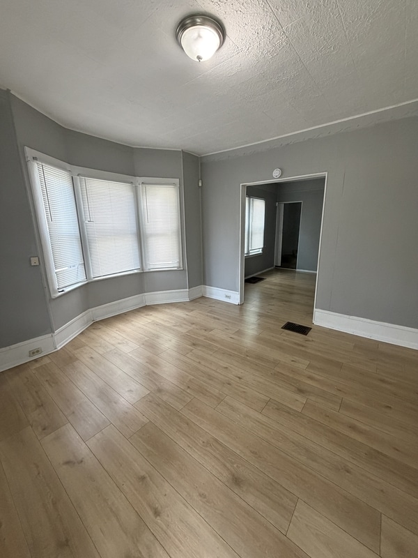 Photo - 1722 Burgess Rd