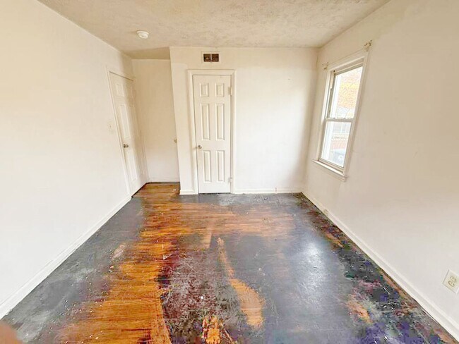 Photo - 2 BED 1 BATH BEAUTIFUL SINGLE FAMILY HOME