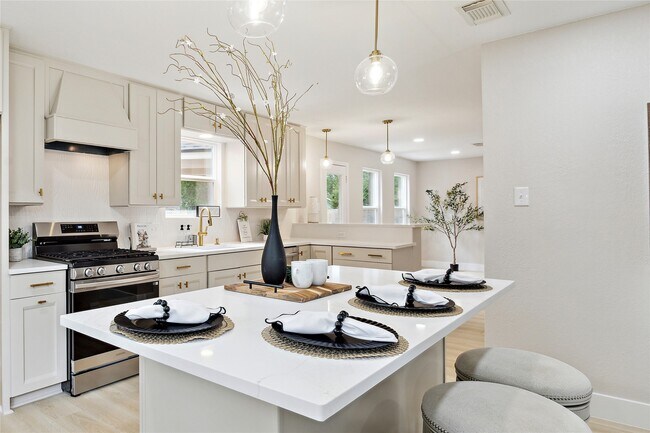 Photo - 7811 Ashwell Ct