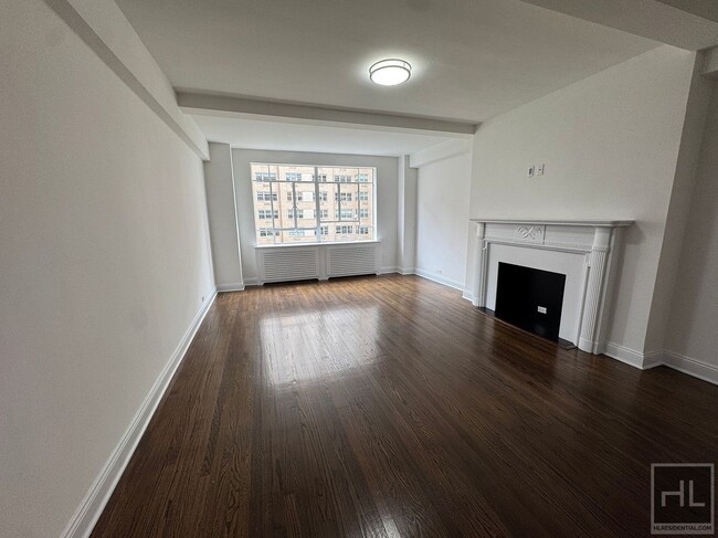 Building Photo - 5 AVENUE Rental