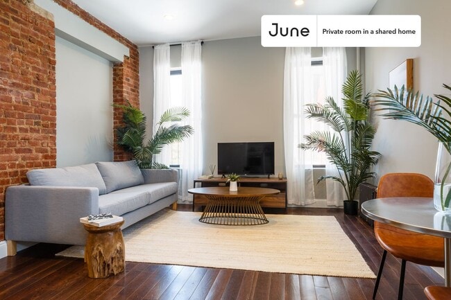 Photo - Room in Shared 4 bed/1 bath home Unidad C