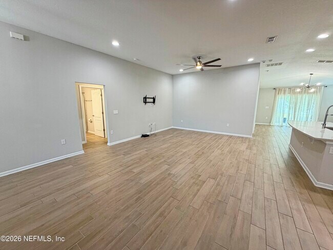 7743 Island Fox Rd