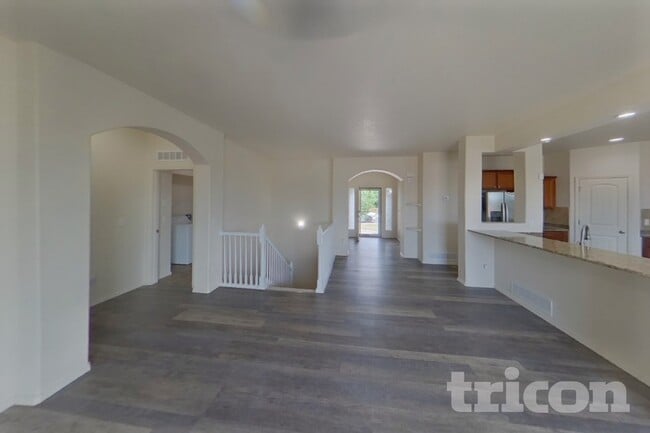 Photo - 5425 Barnstormers Ave