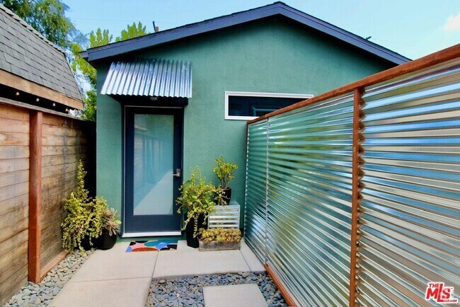 Building Photo - 21317 Lopez St Rental