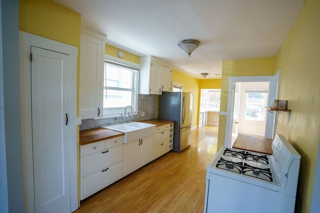 Photo - Awesome craftsman style house features 1 bedroom, 1 bathroom House In Oakland’s Laurel District