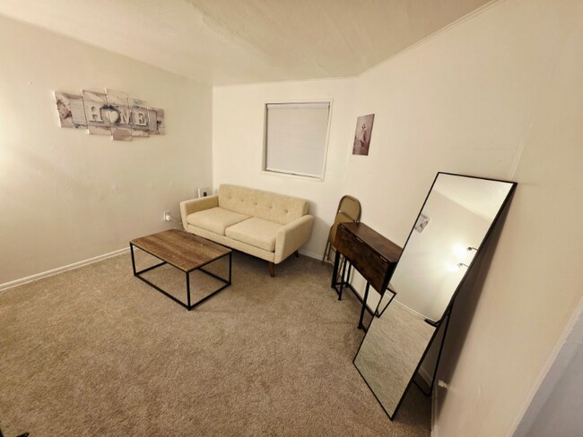 Photo - 214 Southern Ave Unit Apt 3