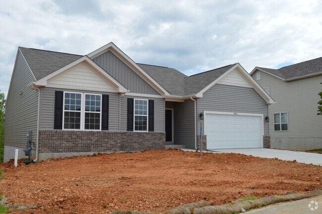 Building Photo - 4612 Siesta Dr Rental