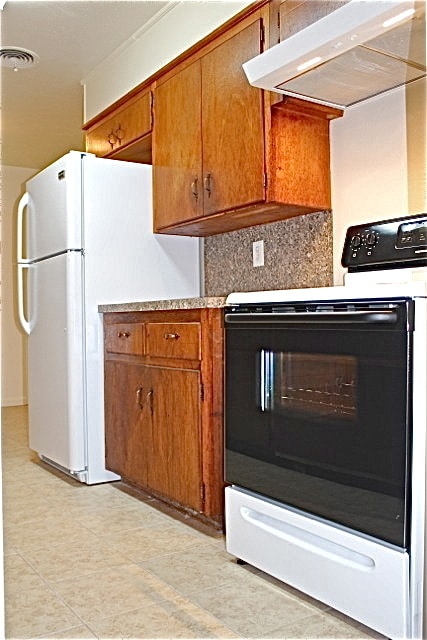 Photo - Location & Curb Appeal! 3 Bdr, 2 Full Bath, 2 Car Carport, Extra Driveway Parking, and More!