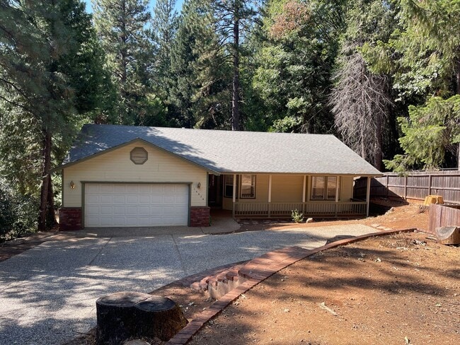 Building Photo - Magalia Home for rent 3 bed 2 bath. newly ...
