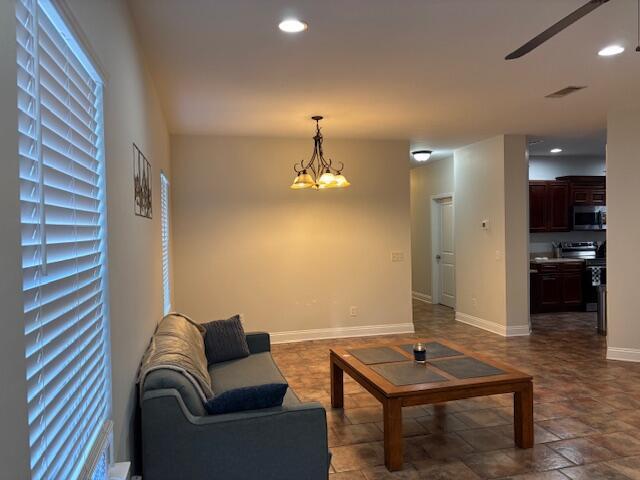 Photo - 261 County Line Rd