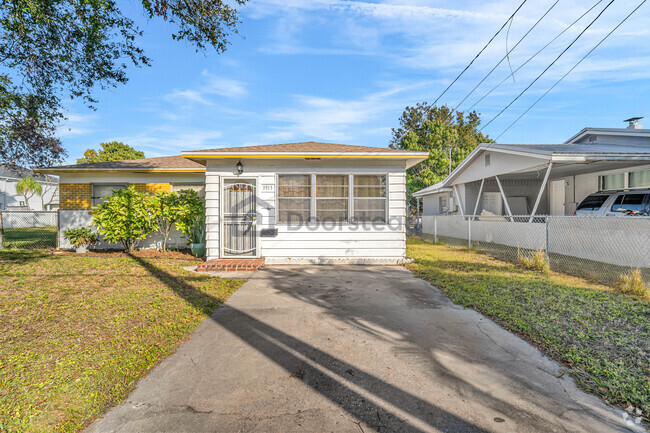 Building Photo - 3913 W Cass St Rental