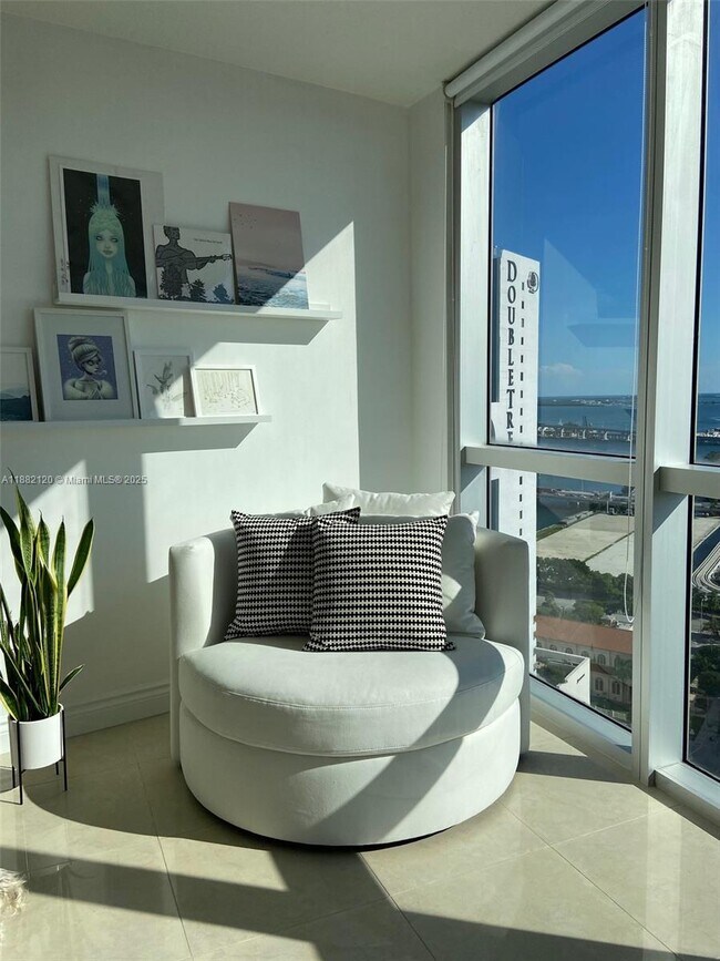 Photo - 1750 N Bayshore Dr Unit 3314