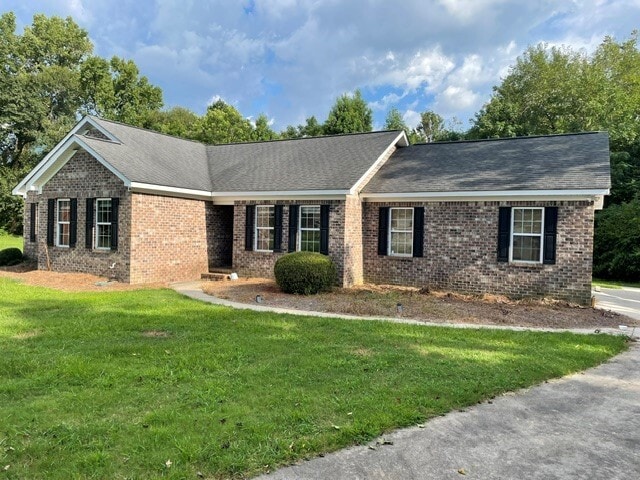 Photo - 143 Thomkin Dr