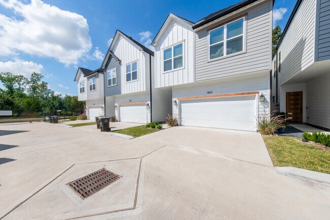 Photo - 1860 W Tidwell Rd