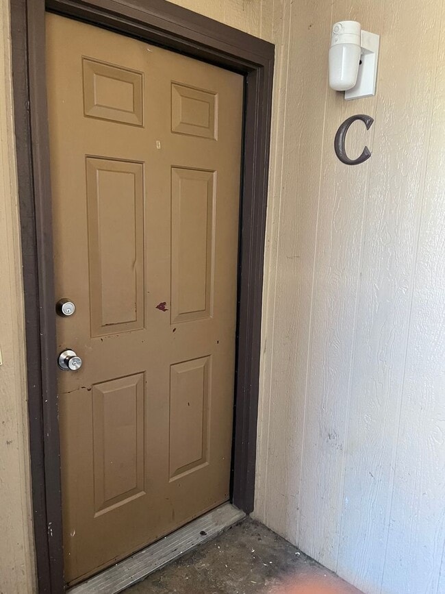 Photo - 139 W 45th St Unit C