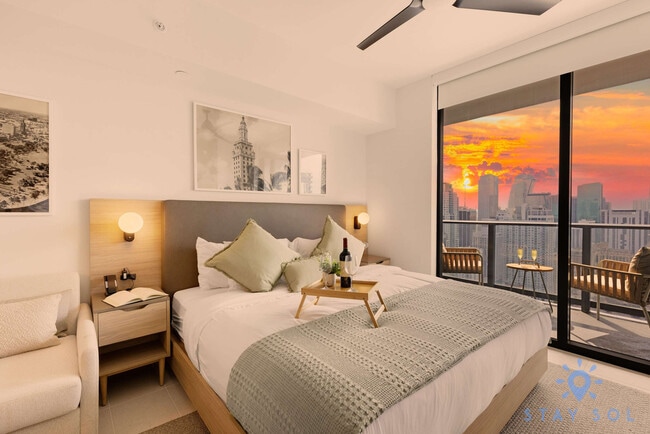 Photo - 601 NE 1st Ave Unidad ID1227551P