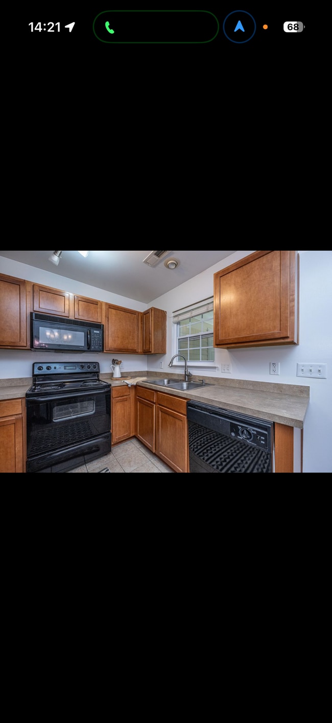 Photo - 444 Doane Way