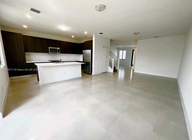 Photo - 15728 SW 136th Way