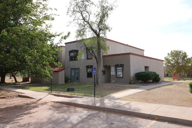 Apartments For Rent Tularosa, NM - Las Rosas Apartments