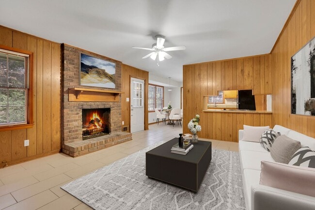 Photo - 5055 Cascade Rd