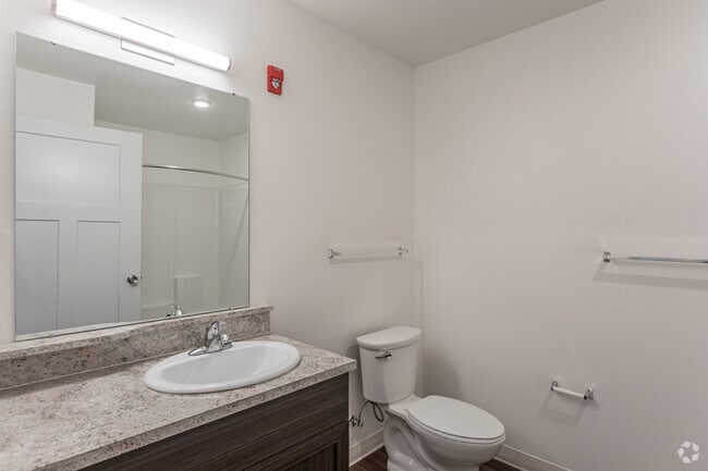 1BR, 1BA - One Bedroom - 735 SF