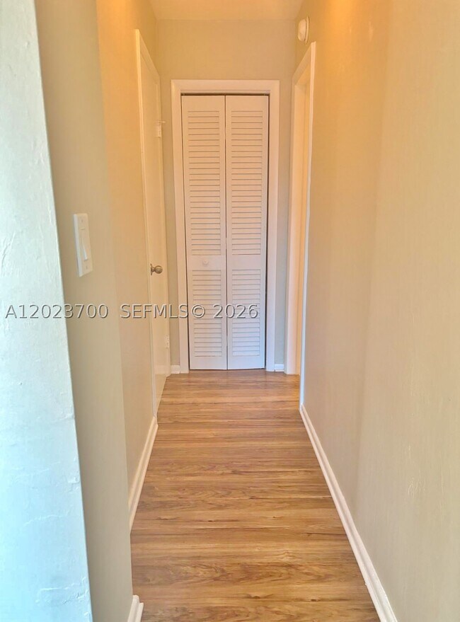 Photo - 2201 Brickell Ave Unit 61