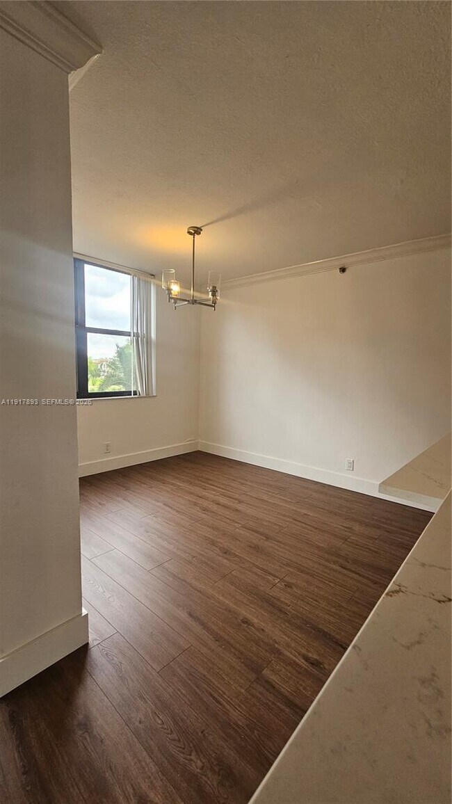 Photo - 105 Lake Emerald Dr Unit 311