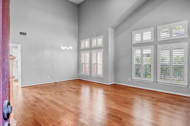 Photo - 30 Village Knoll Pl