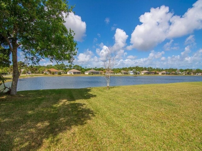 Photo - 4Bed/3Bath~2800 Sq Ft!~Pond View~Two Car G...