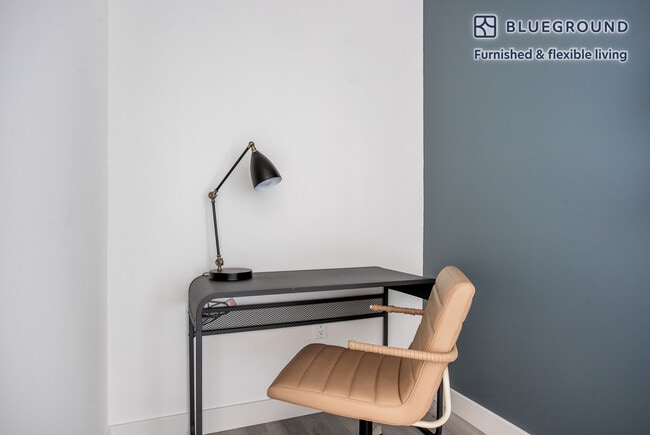 Photo - 11701 Gateway Blvd Unidad GO FL5-ID1105