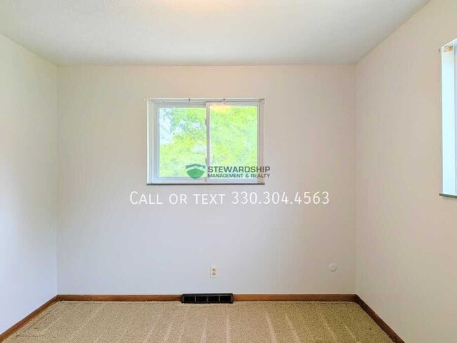 Photo - 3302 Highland Park NE