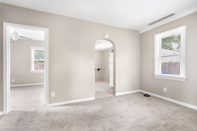 Photo - 23230 Columbus Ave