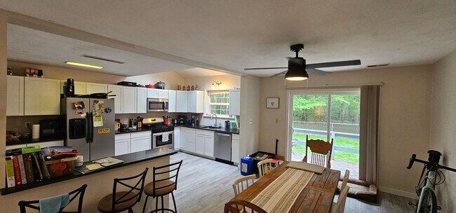 13 Cardinal Dr