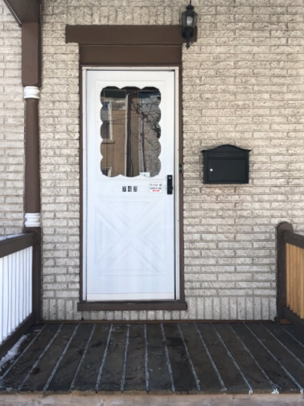Photo - 742 Genesee St