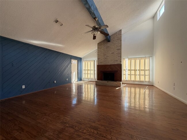 Photo - 4307 Bugle Rd