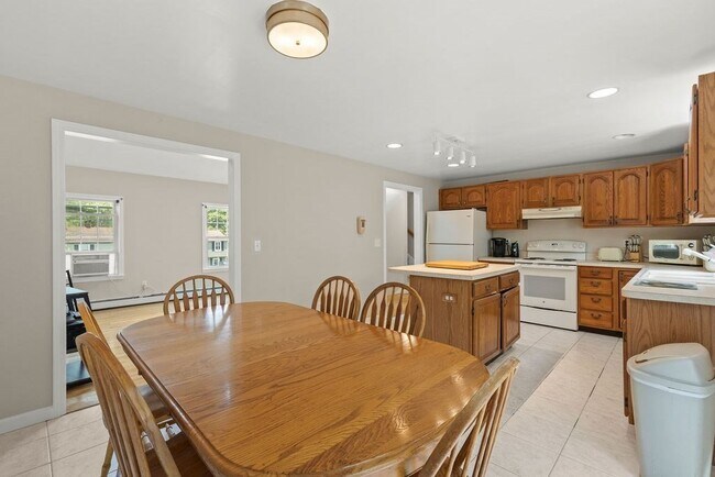 Photo - 361 Cumberland Ave