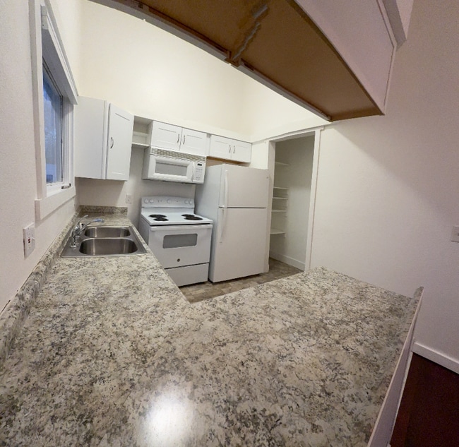 Photo - 5120 Hatcher Cir Unit 2