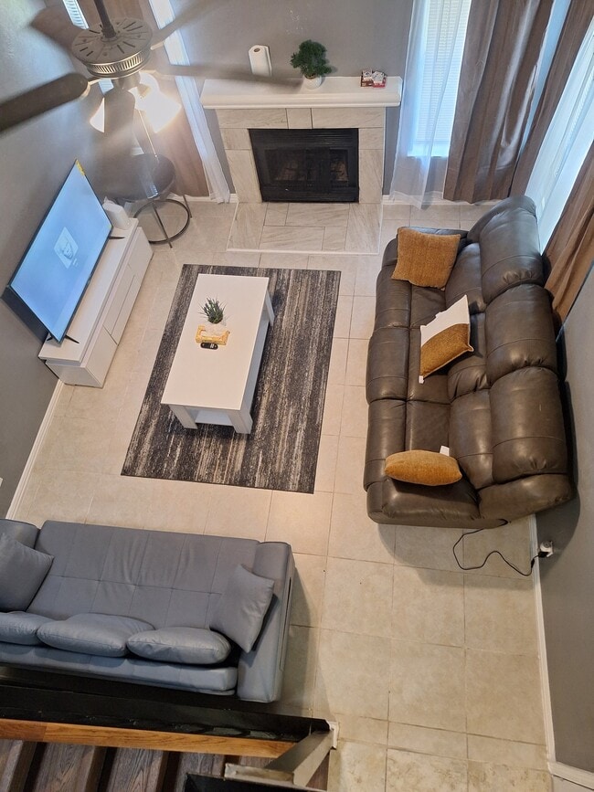 Photo - 2123 Chatham Square Ct