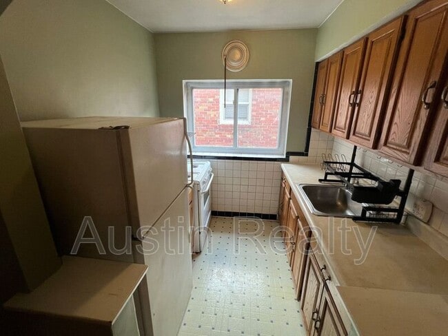 Photo - 5834 Nottingham Ave Unidad 2e