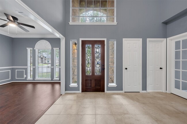 Photo - 9407 Sundance Dr